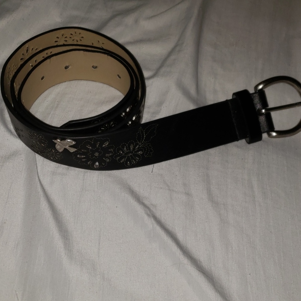 Black belt with silver birds